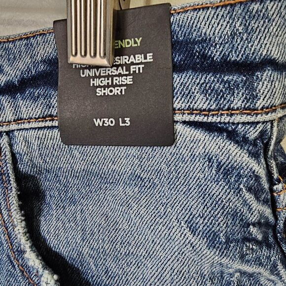 NWT SILVER JEANS HIGHLY DESIRABLE UNIVERSAL FIT HI RISE SHORT ECO FRIENDLY 30W - Picture 8 of 16